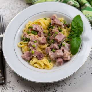 Pasta with Peas and Ham