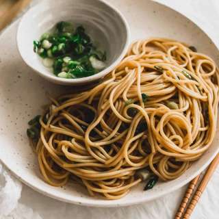 Quick & Easy Scallion Oil Noodles