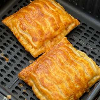 Frozen Greggs Chicken Bake In Air Fryer
