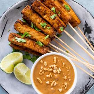Tofu Satay with Peanut Sauce