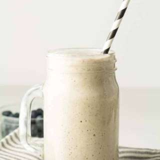 Banana Cashew Smoothie
