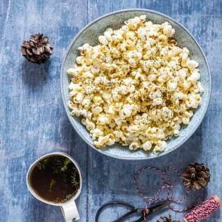 3 Ingredient Healthy Herb Popcorn