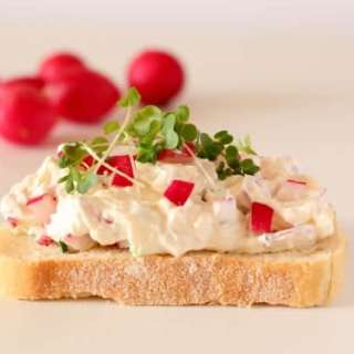 Open Faced Radish Cream Cheese Sandwich - The Radish 'Smørrebrød'