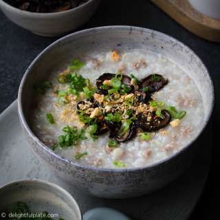 Pressure Cooker Pork Congee with Mushrooms
