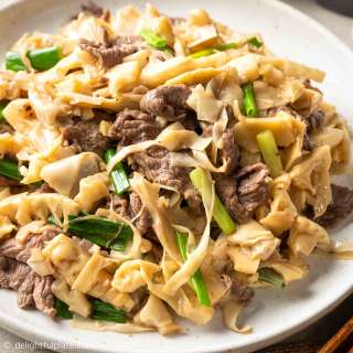 Stir-fried Beef with Bamboo Shoots
