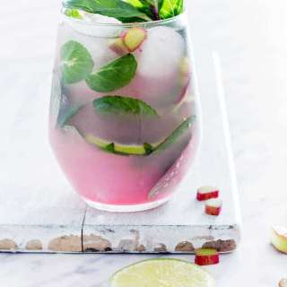Rhubarb mojito