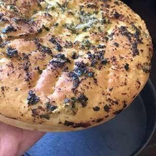 Air Fryer Garlic Bread