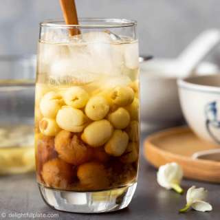 Lotus Seed Sweet Soup with Longan