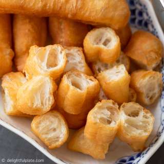 Fried Dough Sticks (Youtiao/Quẩy)
