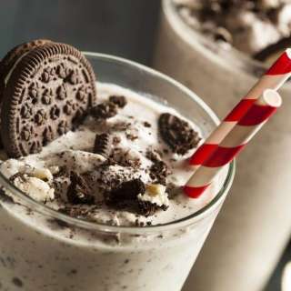 Burger King Oreo Milkshake In The Blender