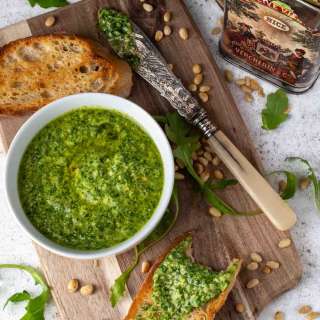 Rocket pesto