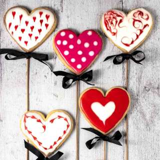 Cookies on sticks