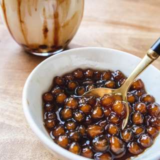 How to Make Homemade Boba Pearls (Tapioca Pearls)