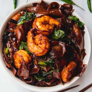 Best Pad Kee Mao Recipe (Drunken Noodles)
