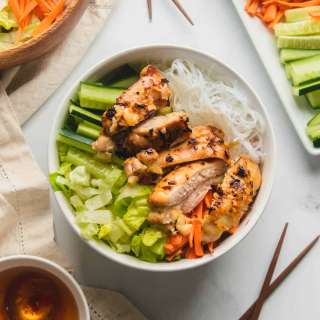 Vietnamese Vermicelli Noodle Bowl with Chicken