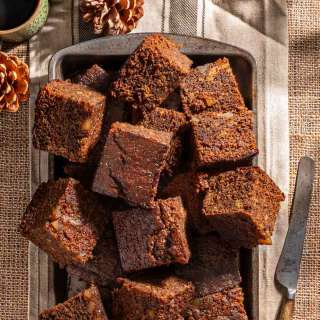Sticky Jamaican Ginger Cake