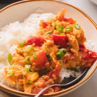 Easy Chinese Egg Tomato Stir Fry Recipe