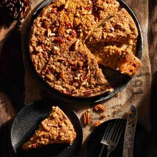 Caramelised Apple Sponge Cake with Pecan Streusel