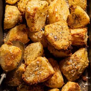 The Ultimate, Crispy, Roasted Potatoes - All the Secrets!