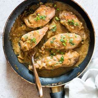 Southern Smothered Chicken