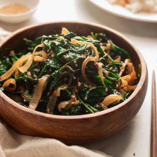 Sauteed Spinach with Garlic and Onions