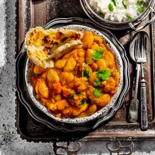 Creamy Butter Bean Curry with Coconut Milk