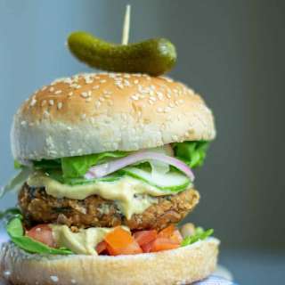 Air Fryer Veggie Burgers