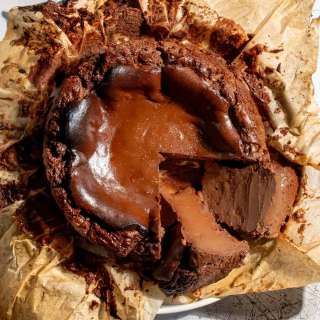 Chocolate Basque Burnt Cheesecake