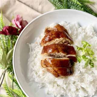 Best Poached One Pot Chinatown Soy Sauce Chicken Recipe