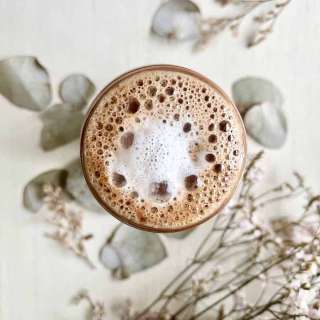 Easy Nutella Coffee Latte (3-ingredients)