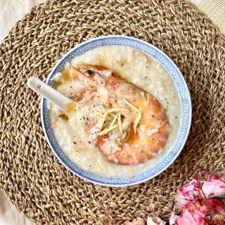 Easy Chinese Seafood congee with shrimp/ prawn