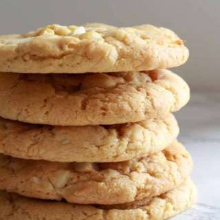 Vegan Macadamia Nut Cookies