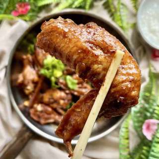 Sticky Chinese Chicken Wings (Braised)