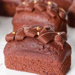 Mini Chocolate Loaf Cakes (Vegan)