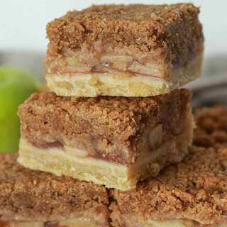 Vegan Apple Crumble Bars