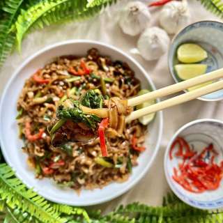 Authentic Drunken Noodles Recipe (Pad Kee Mao)