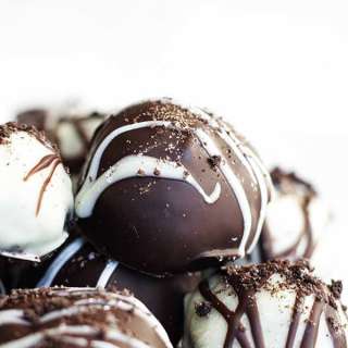 Vegan Oreo Truffles