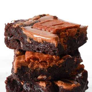 Vegan Biscoff Brownies (Eggless)