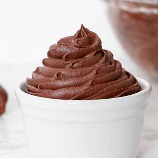 Vegan Chocolate Buttercream Frosting