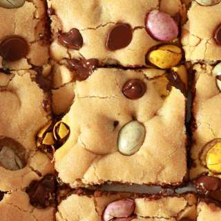 Vegan Mini Egg Cookie Bars