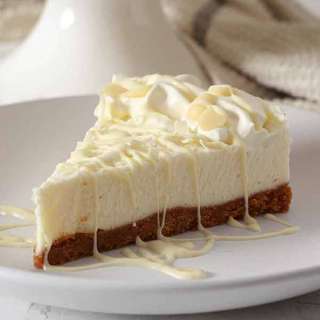 Vegan White Chocolate Cheesecake (No-Bake)