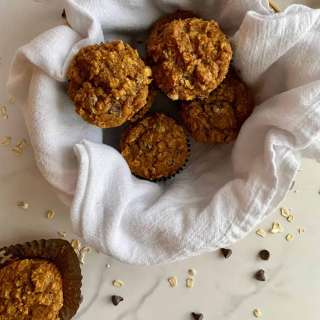 Healthy Pumpkin Chocolate Chip Muffins