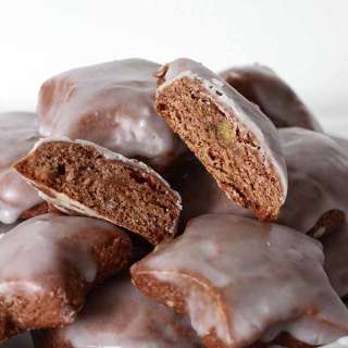 Vegan Lebkuchen (Dairy-Free German Christmas Cookies)