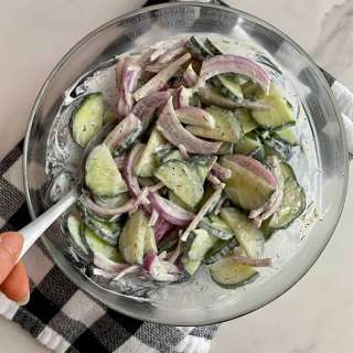 Creamy Cucumber and Onion Salad