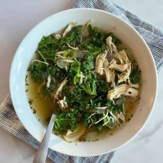 Slow Cooker Chicken Kale Soup