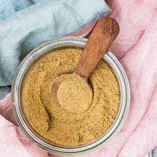 Easy Homemade Poultry Seasoning Mix