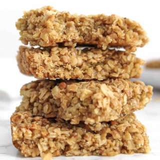 BEST Vegan Flapjacks (Chewy or Crunchy)