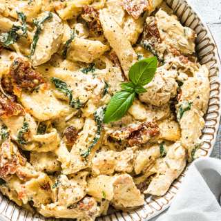 Slow Cooker Tuscan Chicken Pasta