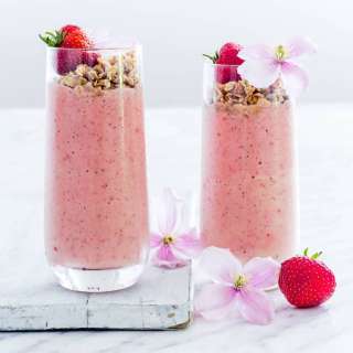 Kiwi, Mango and Pineapple Smoothie