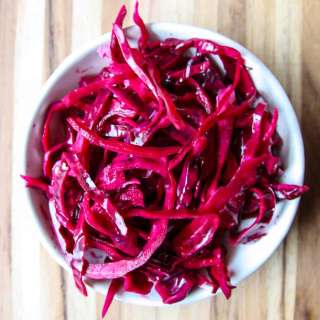 Quick Pickled Red Cabbage